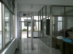 金屬探測門實際構成的特點是什么？